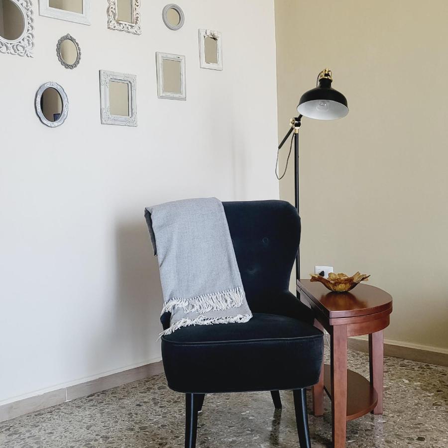 Ferienwohnung Sole Raggiante Lia Darzillo Afragola Exterior foto